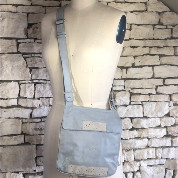 100% Argentinian Leather Crossbody Bag - Picture 3 of 8